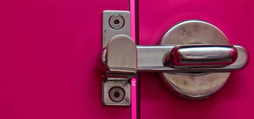 Childproof Gate Lock in Boyes Hot Springs, California