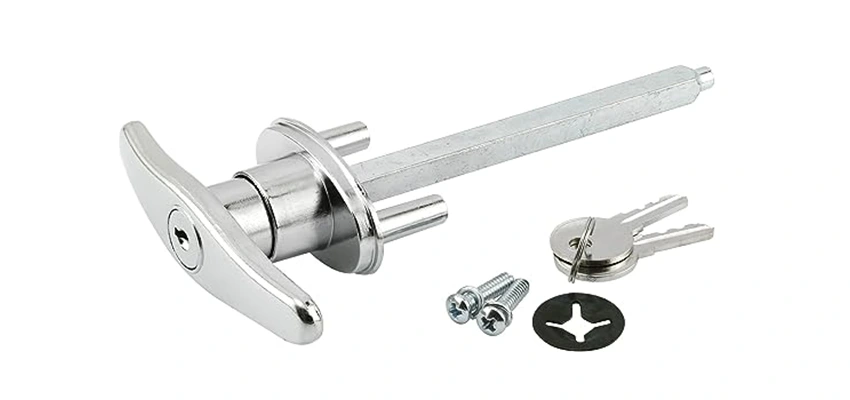 Old Style Garage Door Locks Replacements in Boyes Hot Springs, California